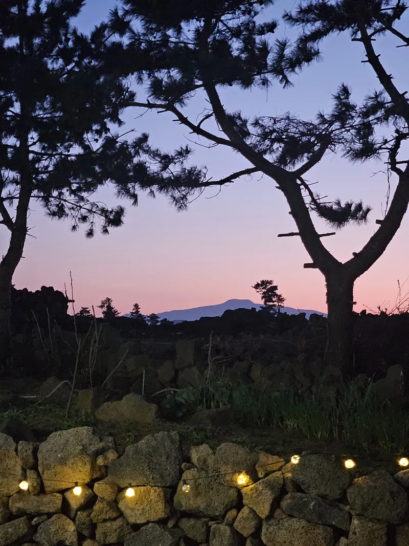 [Gujwa, Jeju] Double Room 202, a comfortable place to rest with a distant ocean view 31