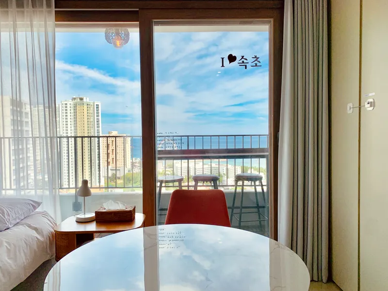 [Sokcho] A place to relax your mind and soul in the tranquility of the sea near Sokcho Beach. 9