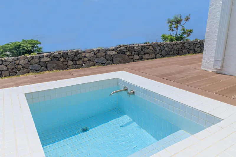 [Daejeong, Seogwipo] Outdoor Jacuzzi / Stylish Private House / Two Rooms / Standard for 4 / Yard / BBQ 26