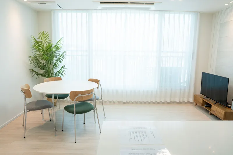 [Bupyeong, Incheon] 5 minutes walk to the station/Cozy house with good lighting in the immediate vicinity of the station/3 rooms, 2 bathrooms, 4 beds 19