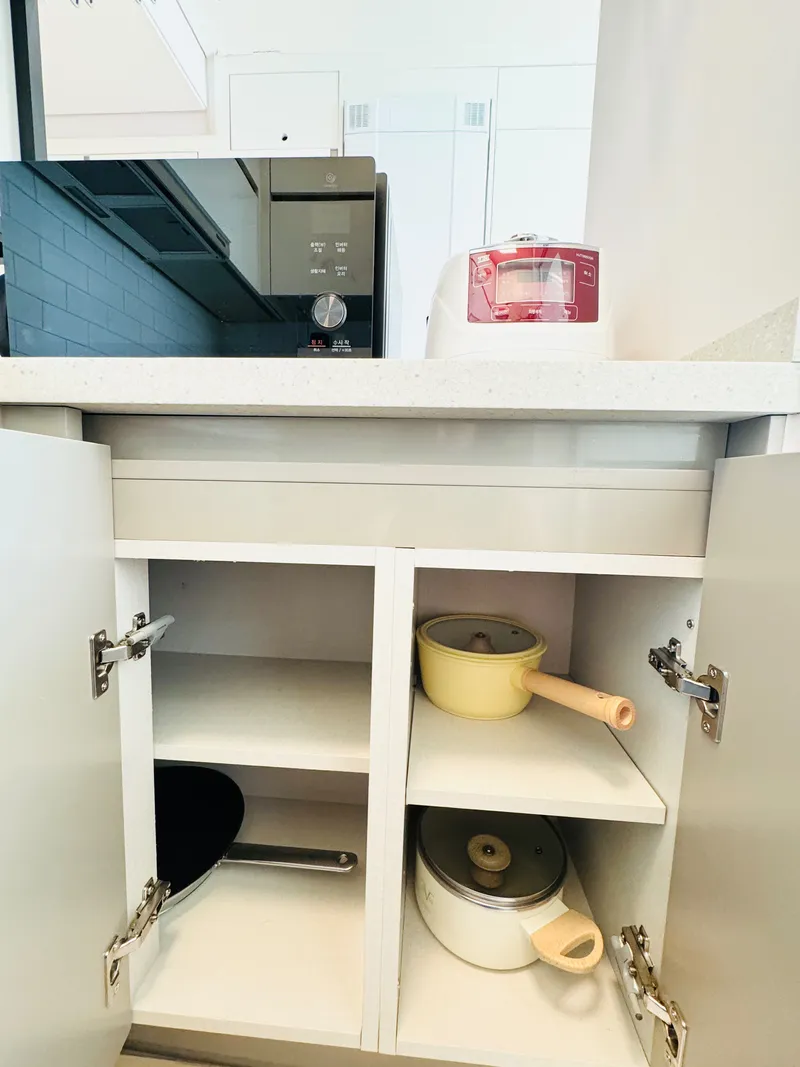 [Seongnam] 5 minutes walk from Jeongja Station! Pangyo Station, Jeongja-dong hot place location! 29