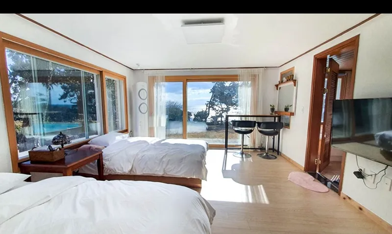 [Namwon, Seogwipo] A private house with the sea right in front of you 2