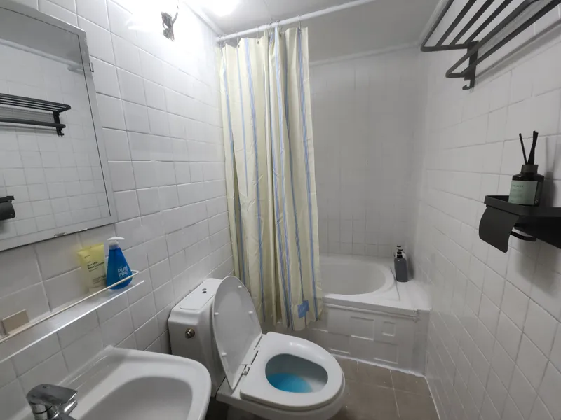 [Pohang] IU (2 rooms/3 queen beds/up to 6 people) 11