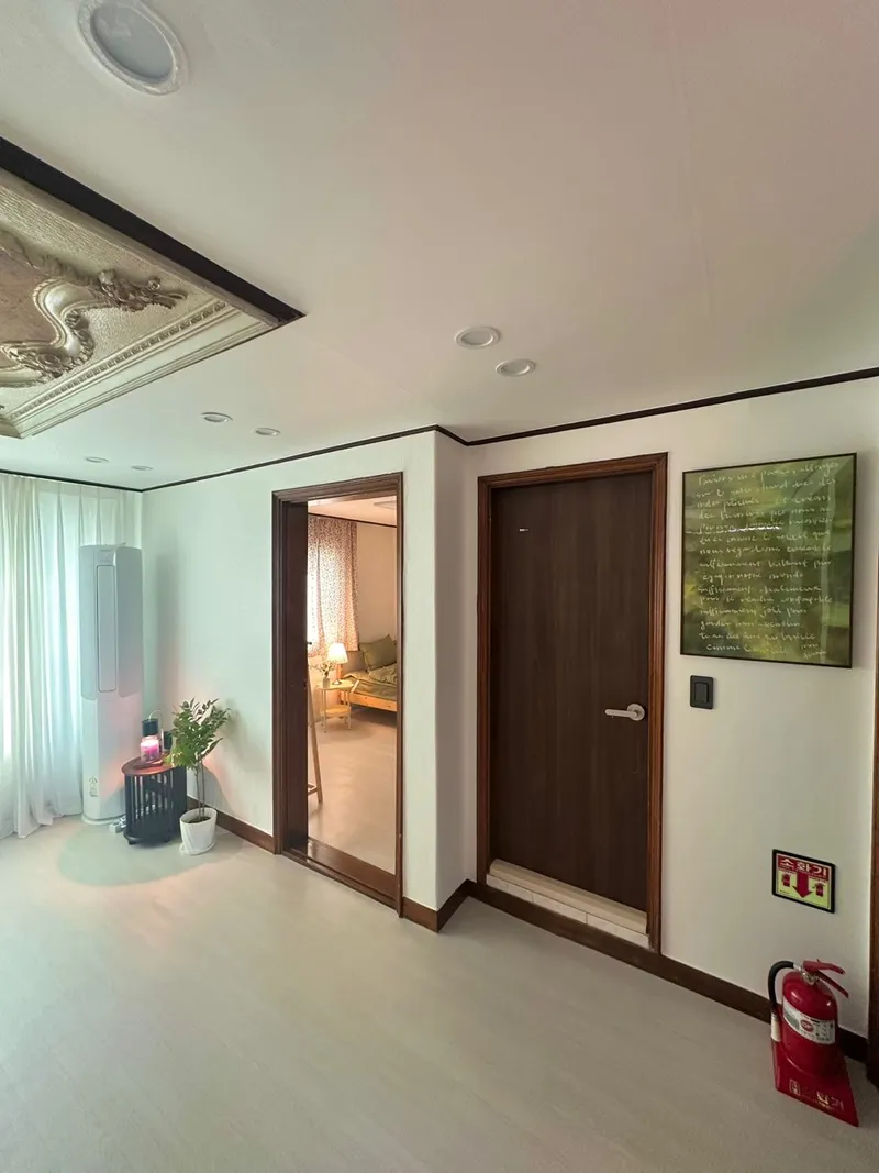 [Jongno, Seoul] Gyeongbokgung/Gwanghwamun/Seochon 3-room 3-person accommodation 18