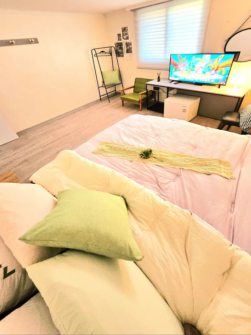 [Goyang] @ Large queen-size bed~ A space for comfortable rest~ 11