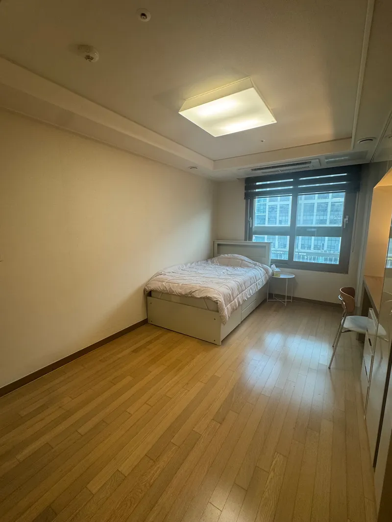 [Gangseo, Seoul] Officetel with a clean interior and full amenities, right in front of Magok Station/Magoknaru Station 2