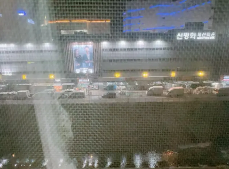 [Jongno, Seoul] 5th floor of Cheonggyecheon view apartment right in front of Dongdaemun Station 7
