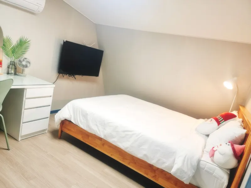 [Songpa, Seoul] Spacious and comfortable new 1-room, 1-living room in front of Heliocity, elevator parking 3