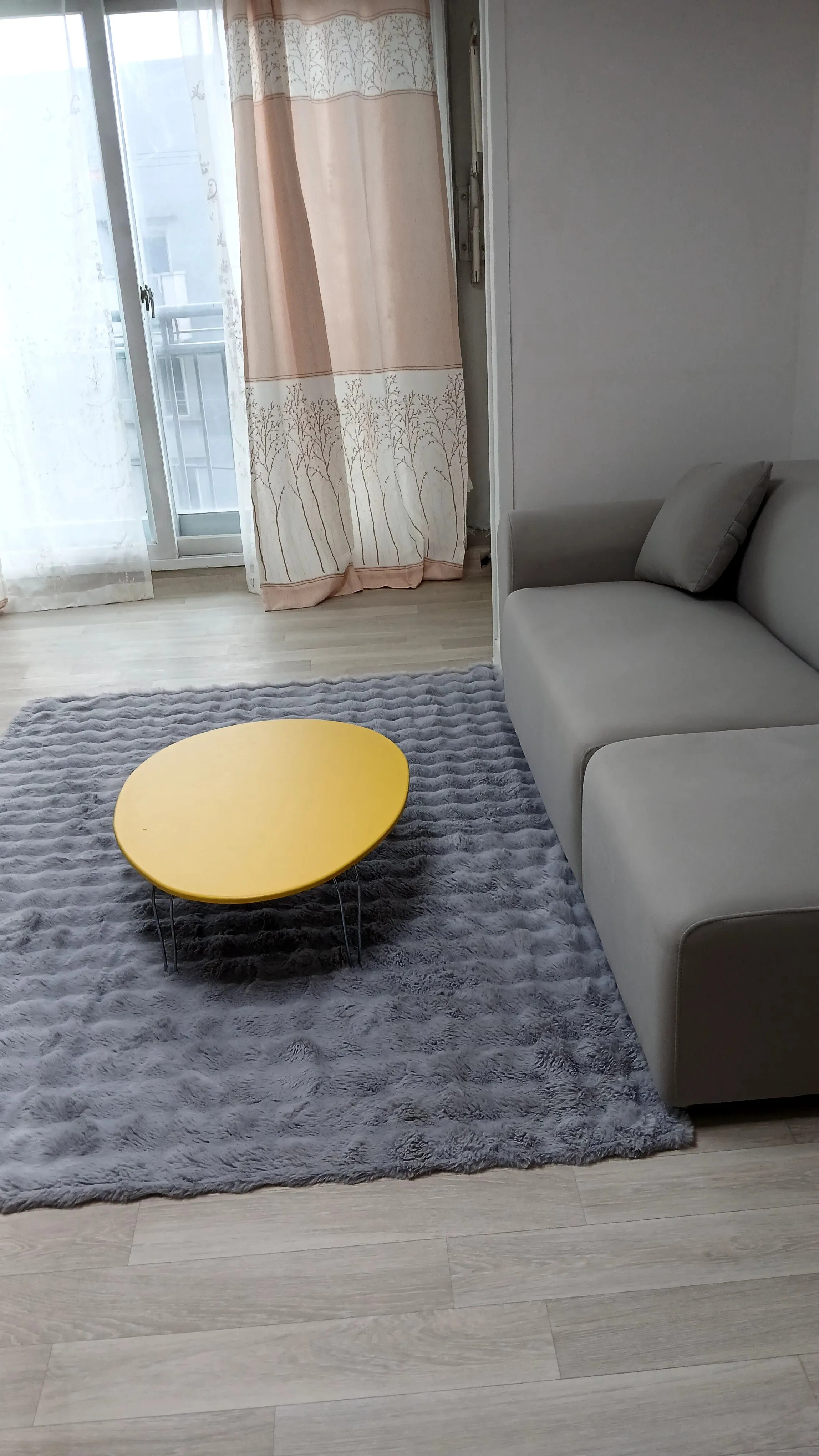 Apartment in Yuseong, Daejeon — 60m², sleeps 4, 1 bath