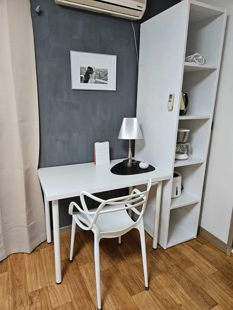 [Mapo, Seoul] Hongdae Exit 6 Fully Furnished Studio Officetel 403 3