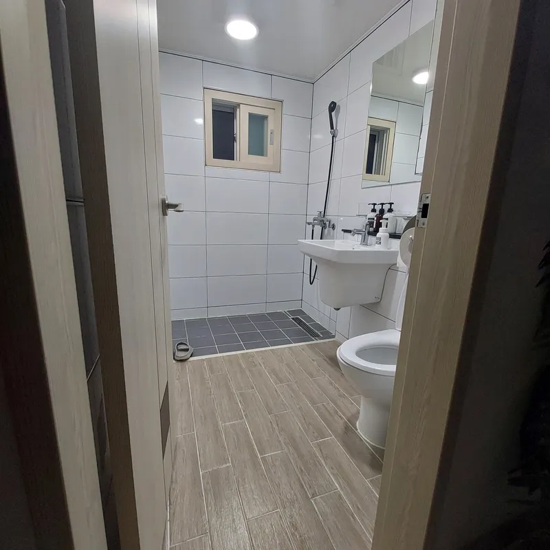 [Gujwa, Jeju] Jeju Emotional Accommodation, Ocean View Pension #Group Room 22