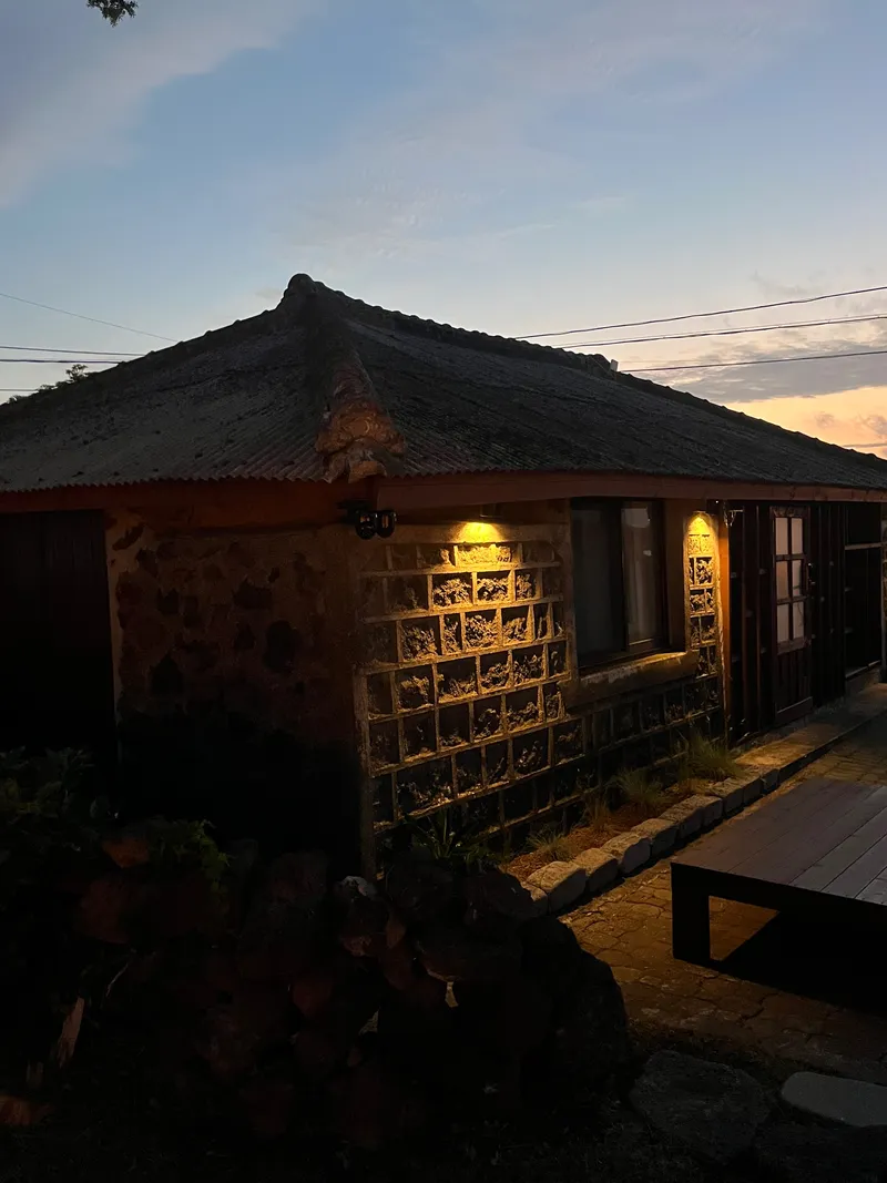 [Gujwa, Jeju] Use of 2 charming old houses with stone walls #5 people / Max 6 people #Private house #Yard 38
