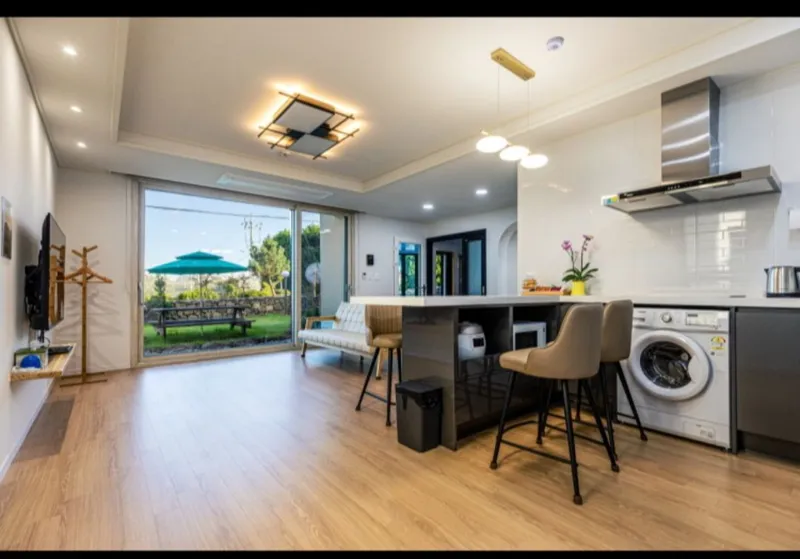 [Topyeong-dong, Seogwipo] A duplex pool villa with mountains and valleys 6