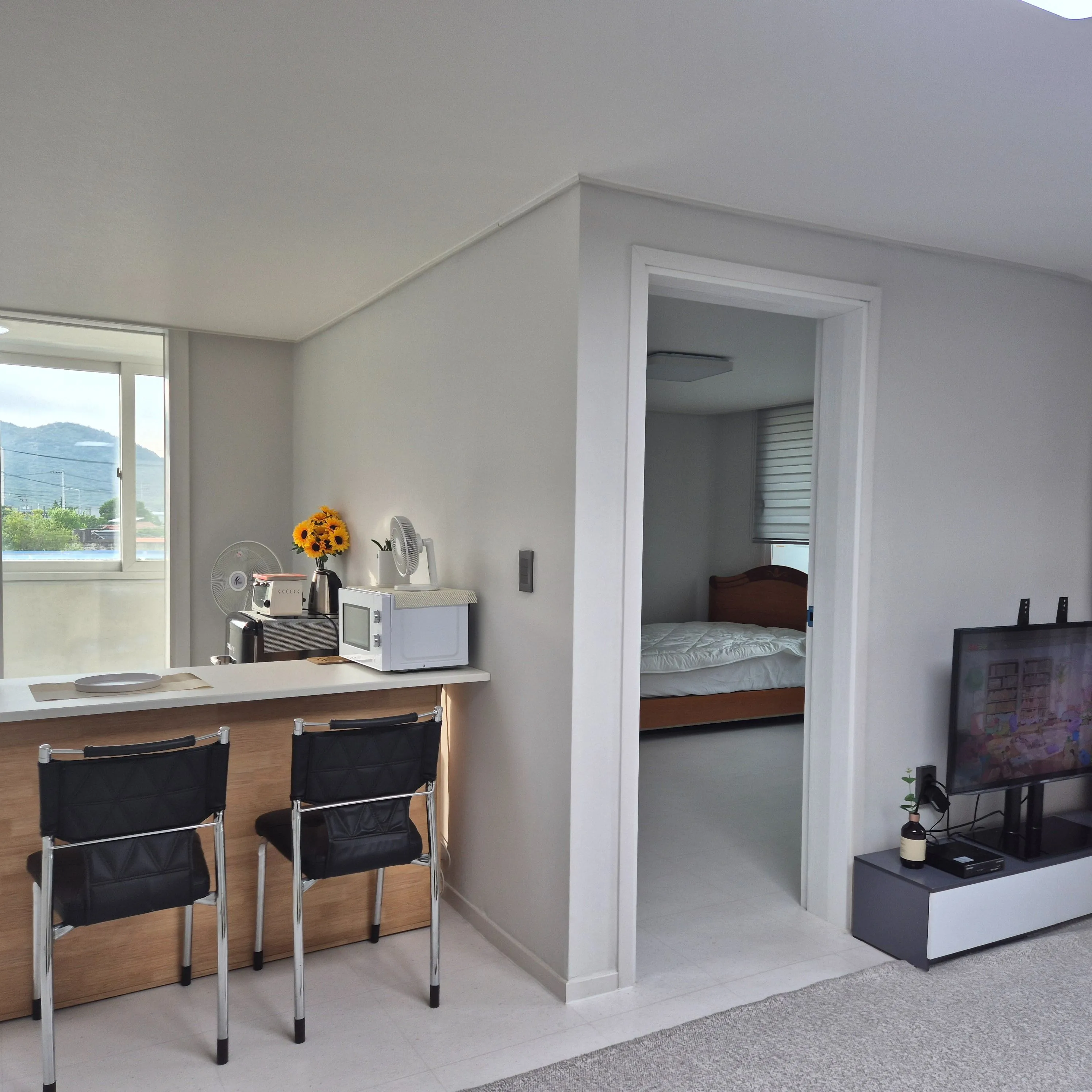 Jungsan-dong Three-Bedroom House