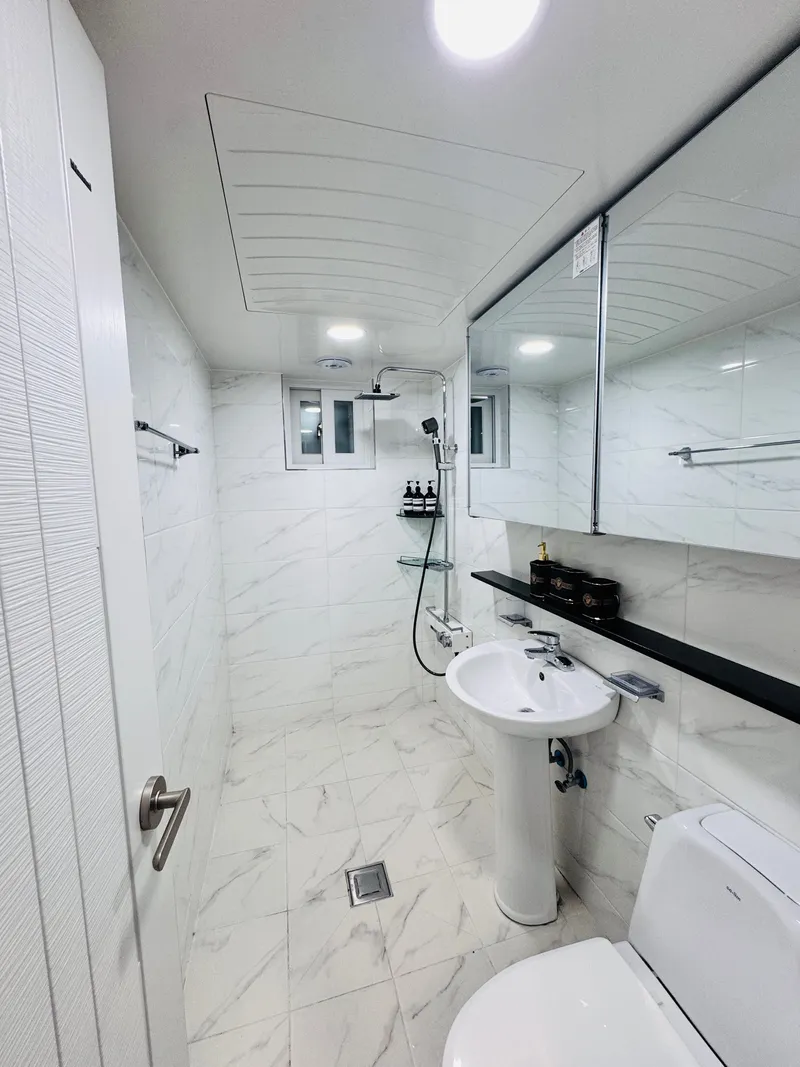 [Guro, Seoul] Oryudong Station / Luxury Full-option Two-room 9