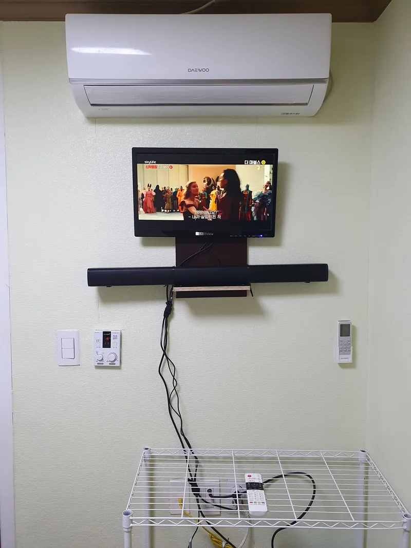 [Paju] Room 102 Netflix + YouTube [Electric bed mat used] 20