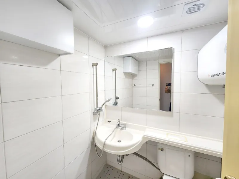 [Suwon] Perfect one month living in an officetel 1 minute away from Suwon City Hall Station, in the center of Suwon 7