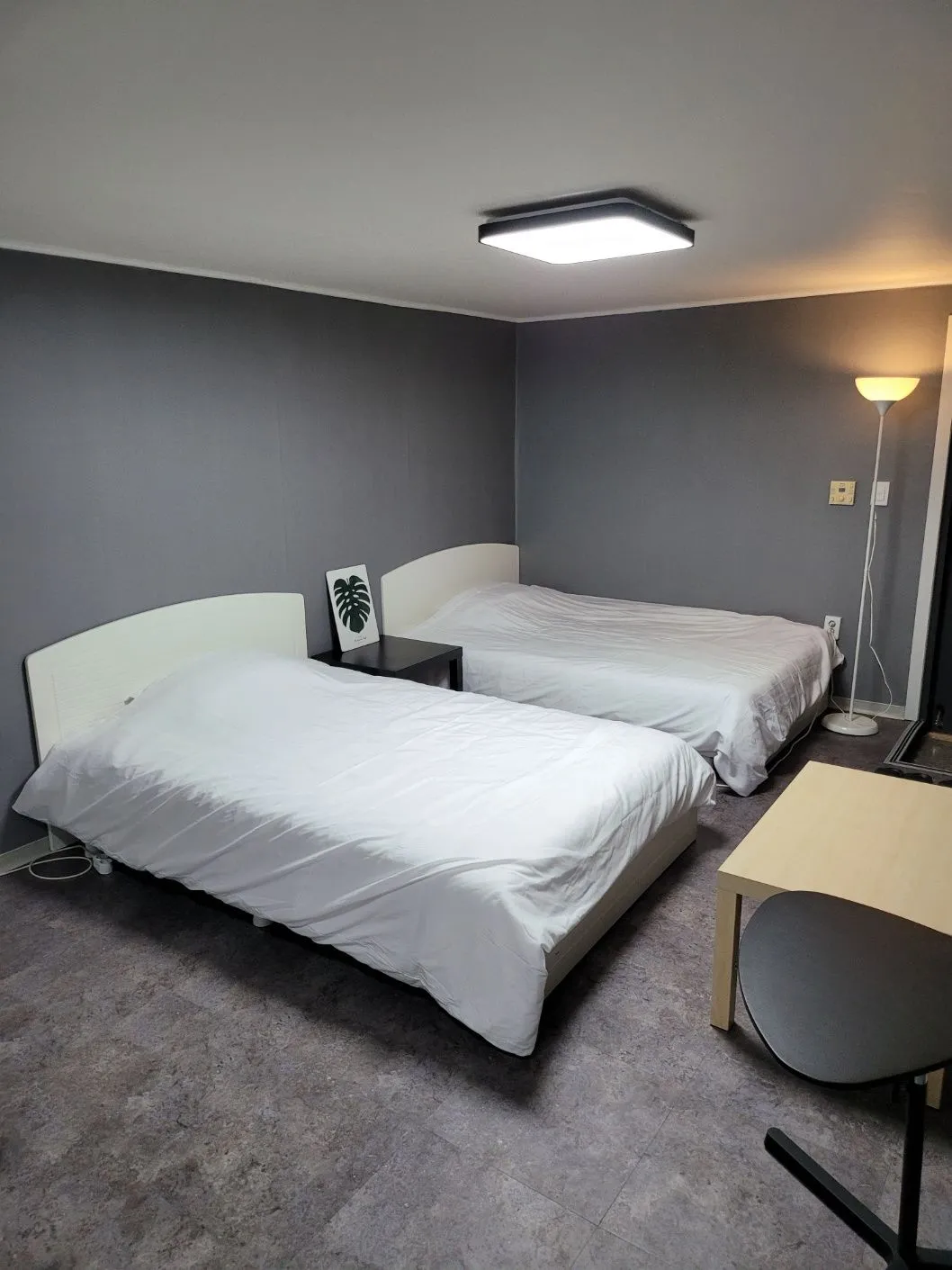 Changcheon-dong Transit-Friendly One-Bedroom House