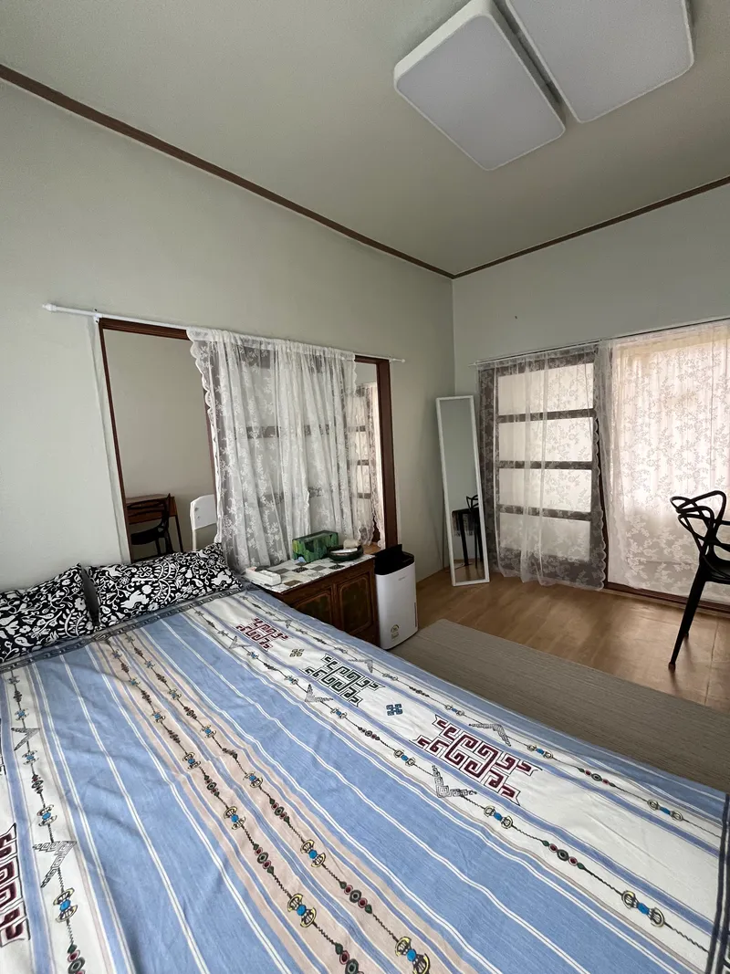 [Andeok, Seogwipo] Andeok-myeon Hwasun-ri Bookstore What Stay 2 12