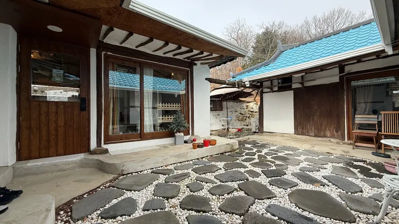 [Ganghwa, Incheon] Private Country House on Ganghwa Island / Rafter-Style Accommodation / Outdoor Garden / Country Staycation / Bonfire 20