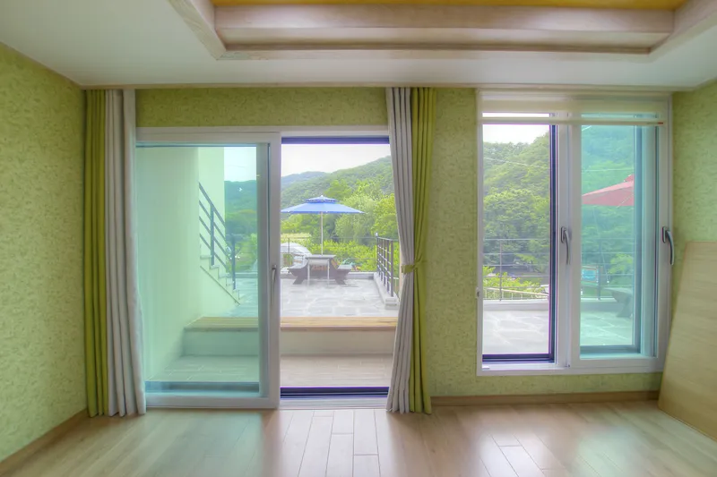 [충북 괴산] 속리산 화양계곡 청정지역 숲세권 휴양 요양 최고 / 향나무 7