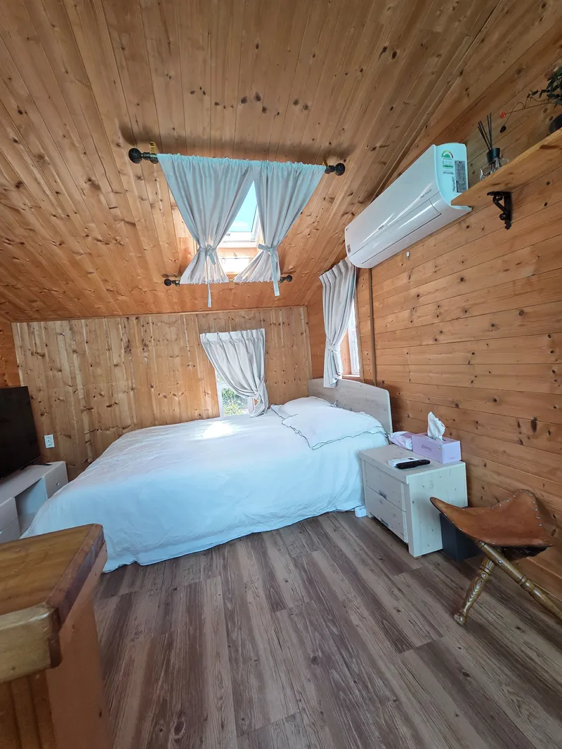 [제주 조천] 바다와의 접근성이 뛰어난 아담하고 깨끗한 독채형 펜션 2