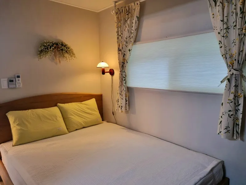 [Tongyeong] # Private, spacious, emotional detached house # Mountain and sea leisure activities # Yard fishing 6