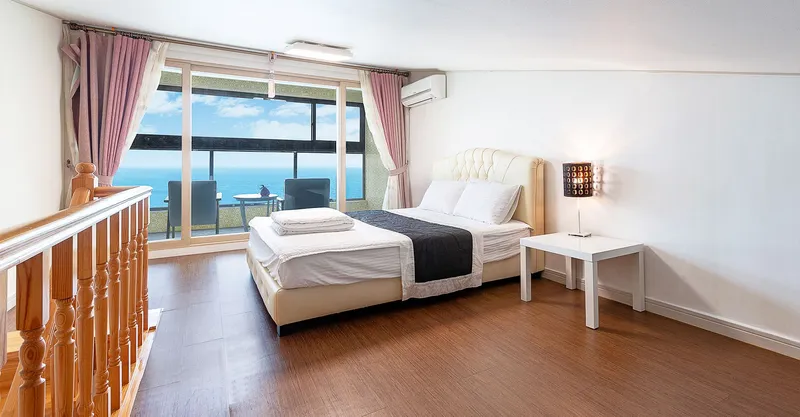 [Geoje] Hakdong Ocean View Monthly Living Workation Duplex 5