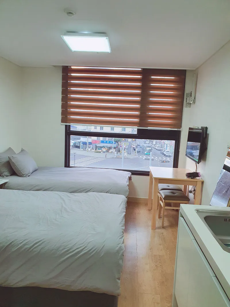 [Yongdam 2-dong, Jeju] Yongdam Airport Shortest Distance Twin Room Accommodation Laundry and Cooking Available 4
