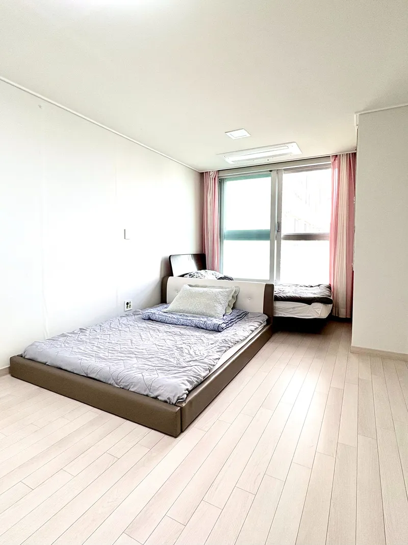 [Dong-gu, Gwangju] The best short-term rental in the heart of Chungjang-ro, convenient from the moment you step in. 5