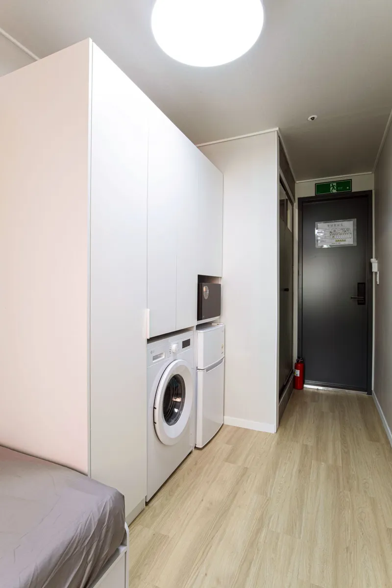 [Jongno, Seoul] Daehakro Full-option Room 308, 1 minute walk from Hyehwa Station, Seoul National University Hospital Sungkyunkwan Shuttle 5