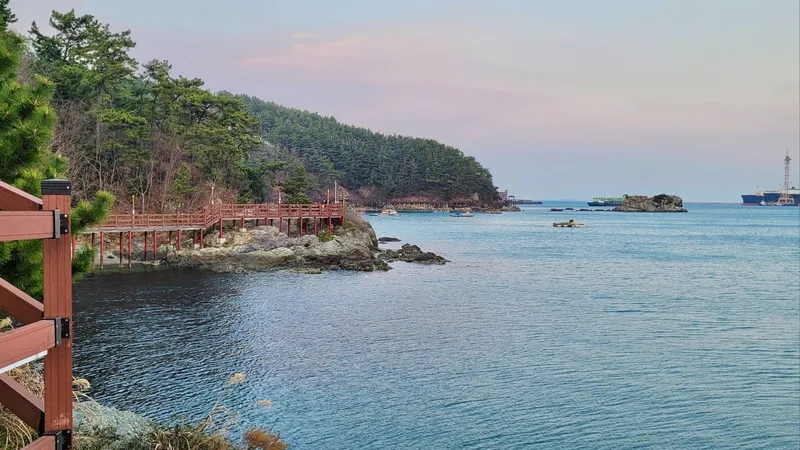 [Geoje] Geoje-centered emotional accommodation, detached one-room house #203 #Okpohang walking distance 15