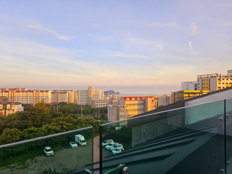 [Seoho-dong, Seogwipo] Three-Room + @ (Attic, Terrace) Ocean View Accommodation 42
