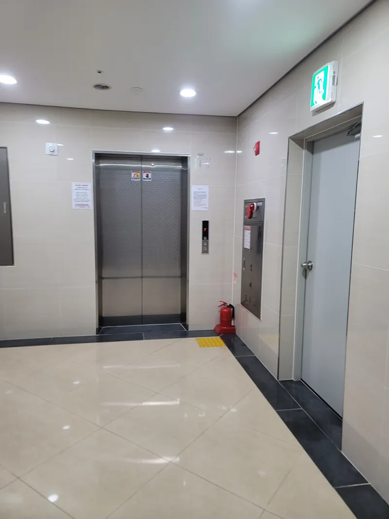 [Seocho, Seoul] Seocho-dong high-rise officetel with a great view, located near the station, 10 minutes from Gangnam 20