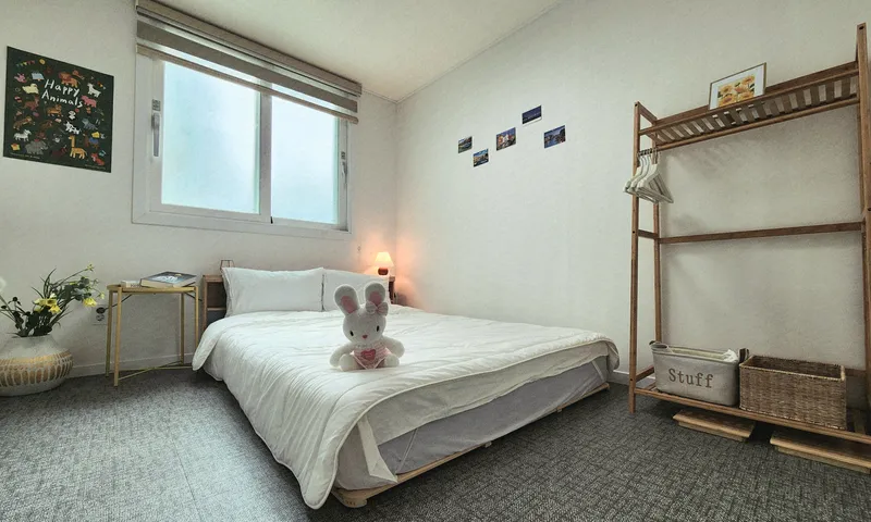 [Suwon][Suwon Paldal] Quiet and cozy accommodation within walking distance of Banghwasuryujeong 10
