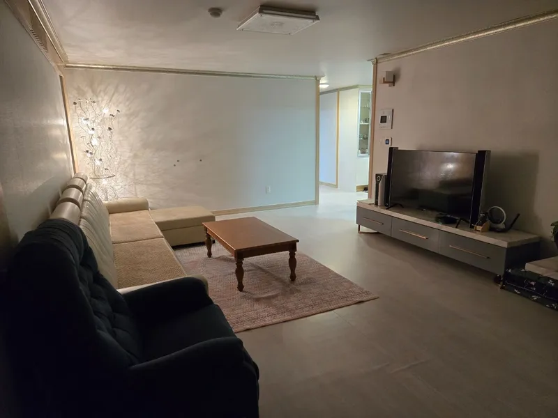 [Geoje] Spacious house of 50 pyeong/ Recommended accommodation for family travel (3 rooms + 2 bathrooms)/ With pets 14