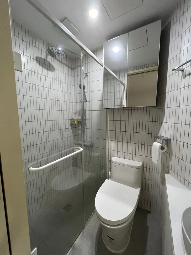 [Seongdong, Seoul] A pretty one-room apartment next to Songjeong Embankment Road and Jungnangcheon Stream 4