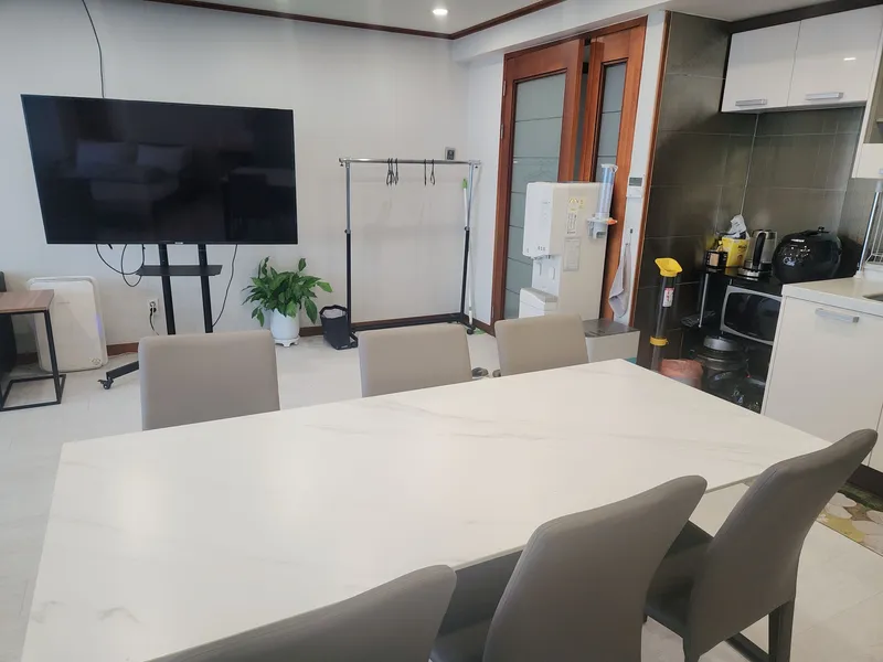 [Haeundae, Busan] Haeundae Ocean View Spacious Room, 1 Minute from the Beach 10