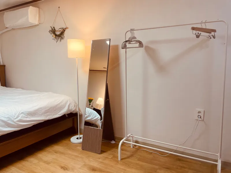 [Gunpo] Fully furnished, cozy retreat just 2 minutes from Geumjeong Station 8