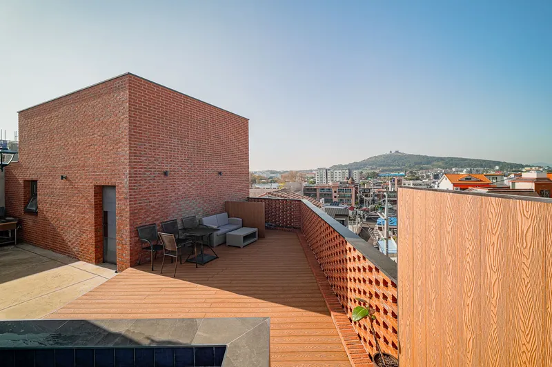 [Daejeong, Seogwipo] Entire 4th floor accommodation with a view of the ocean and Sanbangsan Mountain 44