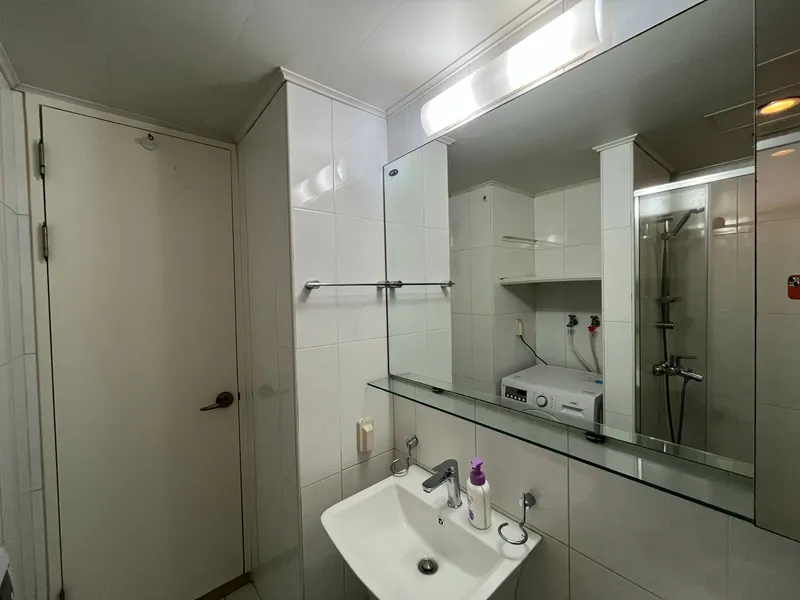 [Gwangjin, Seoul] Fully-optioned hotel-like stay in a super convenient location 10 seconds from Konkuk University Station 16