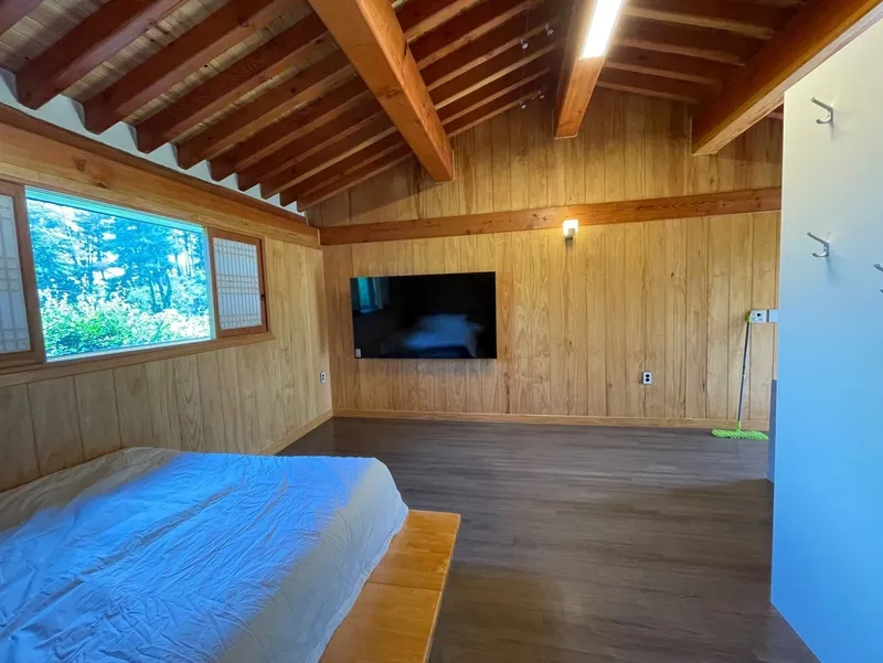 [Aewol, Jeju] Accommodation with cypress trees and healing #Pets allowed 3