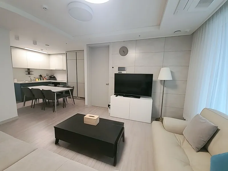 [Namyangju] 3 bedrooms, 2 bathrooms / Newly built, fully furnished / High-rise with a view / 2 minutes to E-Mart / 3 minutes to Byeolnae Station 34