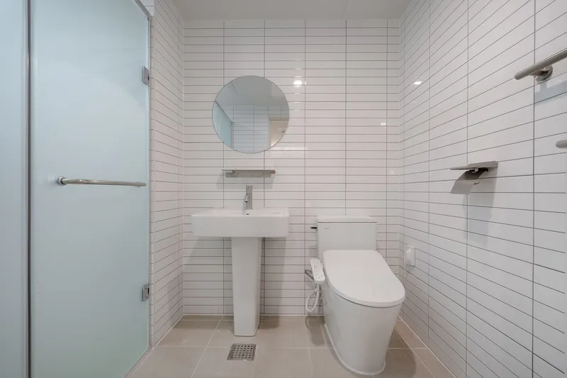 [Cheonan] 5 min walk from Dujeong Station #Near the food alley #Standard room #Parking #Non-smoking 13