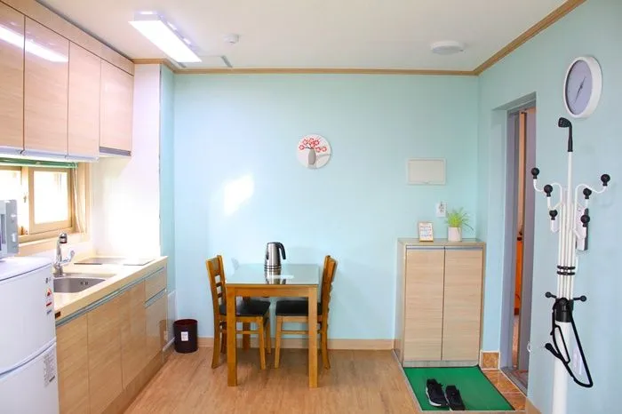 [Yangyang] 3-story building right in front of the beach, beach fishing village (2nd floor, room 202) bed 3