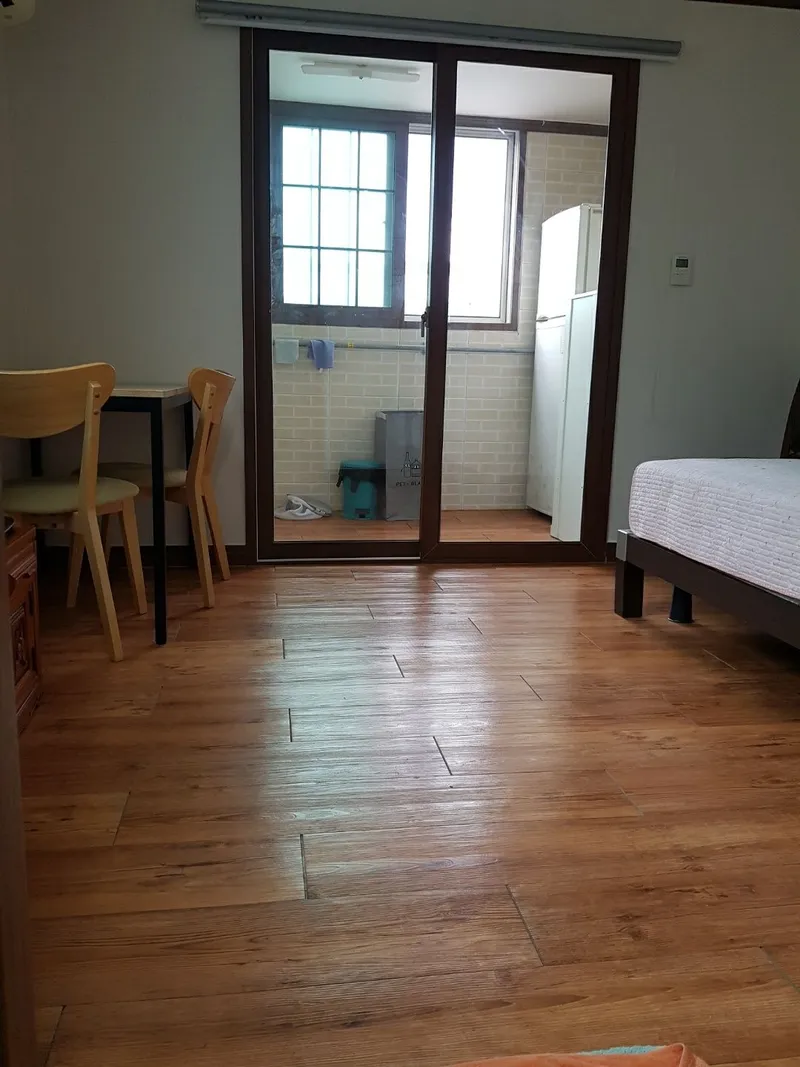[Suyeong, Busan] 5 minutes walk from Mangmi Station, 3rd floor, 1st unit, Edenville, Gwangan-dong 2