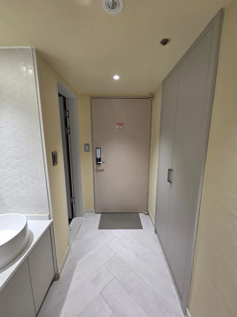 [Seogwi-dong, Seogwipo] Hallasan View, Olle Market, 5 Minutes to the Sea, Writer's Walk, Saeyeon Stay Fully Furnished Room 13