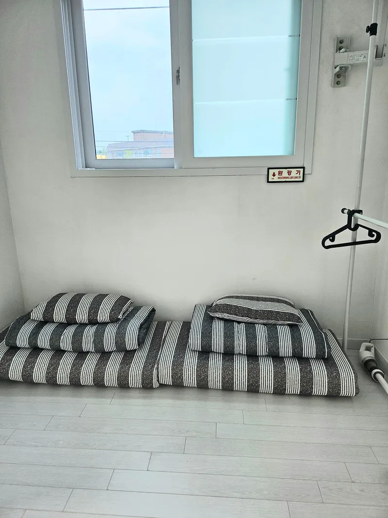 [경기 광명] 신축 룸3 내집 같은 풀옵션 4