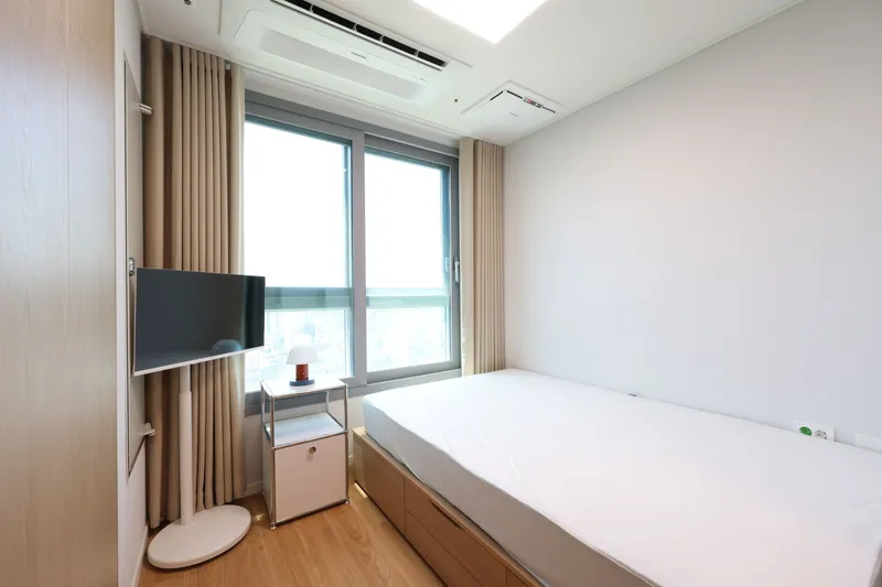 [Seodaemun, Seoul] 2-minute walk from Sinchon Station, 1.5-room fully furnished officetel in Sinchon/Hongdae/Ewha Womans University 2