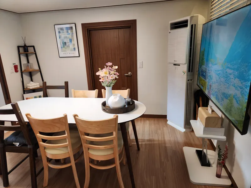 [Saha, Busan][Near Daeti Station, Busan] Detached house at the entrance to Gamcheon Culture Village 34